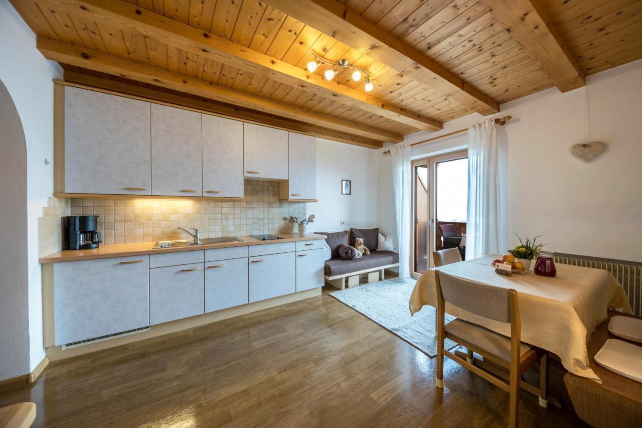 Eichernhof Apartment Marillenbluete Verano Ngoại thất bức ảnh